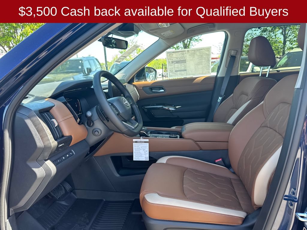 New 2026 Nissan Pathfinder Platinum AWD/4WD image 10