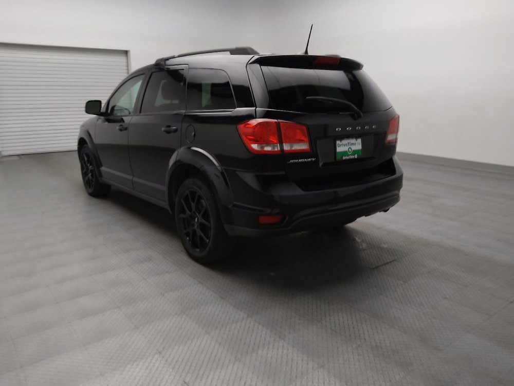 Used 2019 Dodge Journey SE FWD image 5