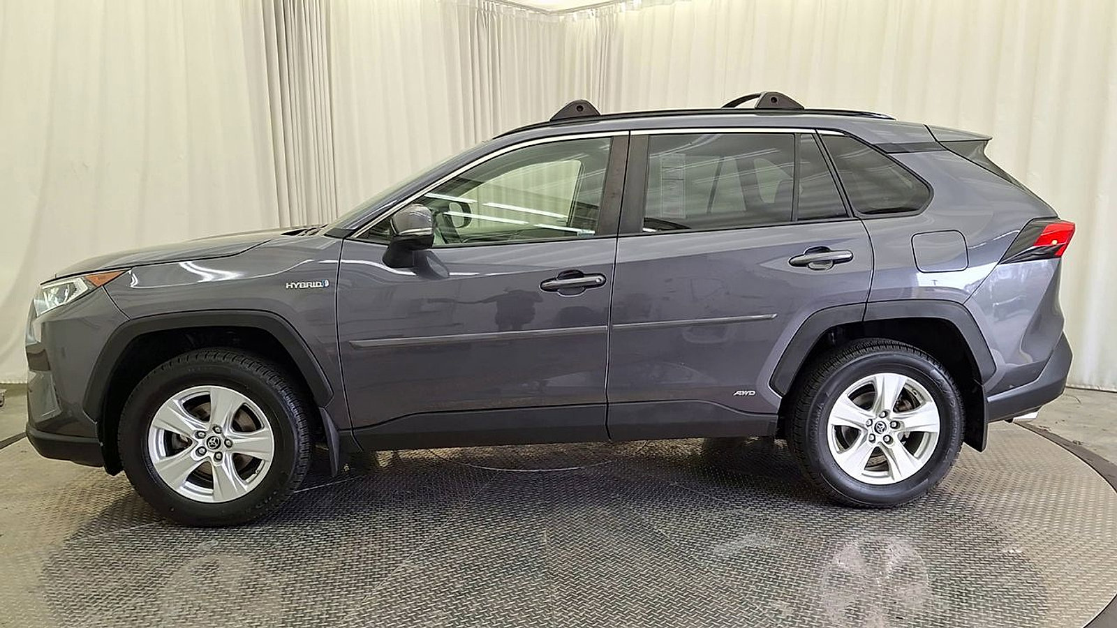 Certified 2019 Toyota RAV4 XLE w/ Convenience Package image 8