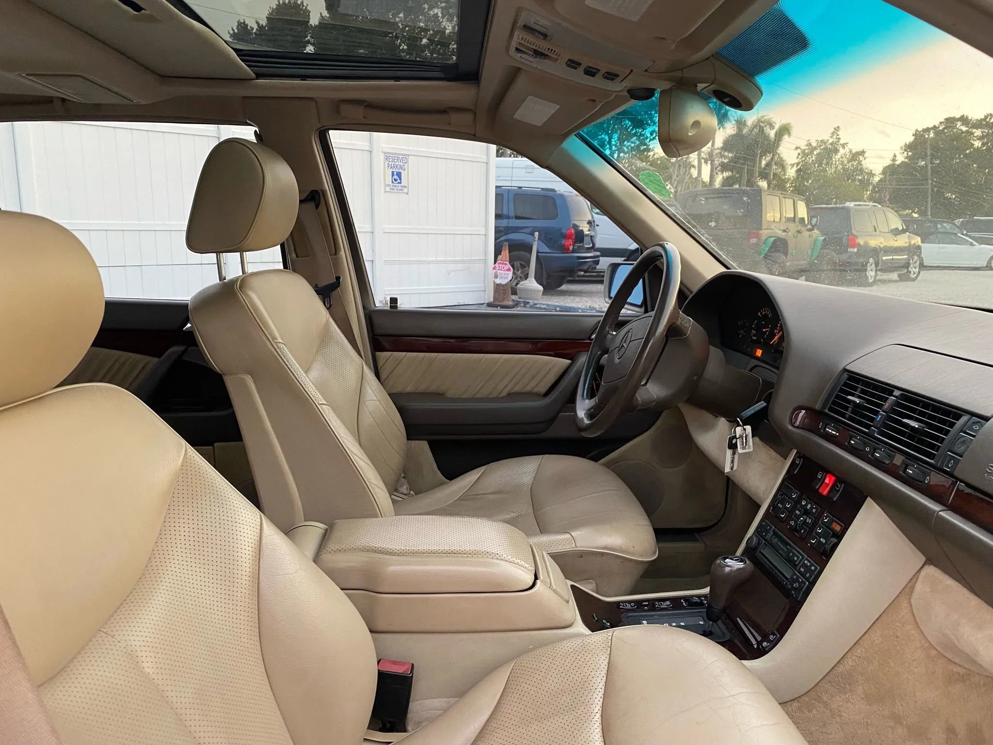 Used 1995 Mercedes-Benz S 420 image 7