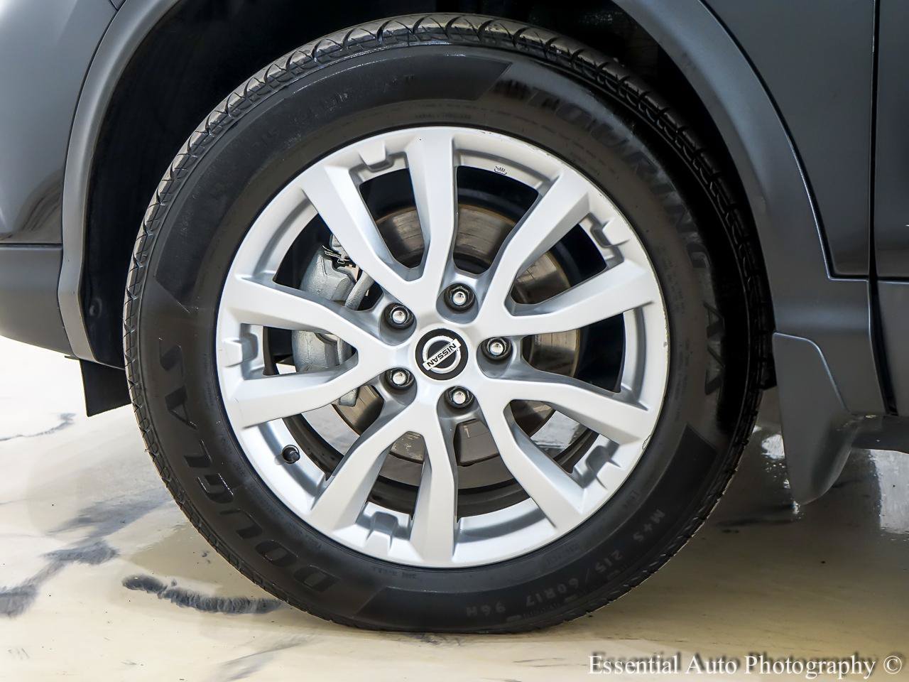 Used 2022 Nissan Rogue Sport S FWD image 12