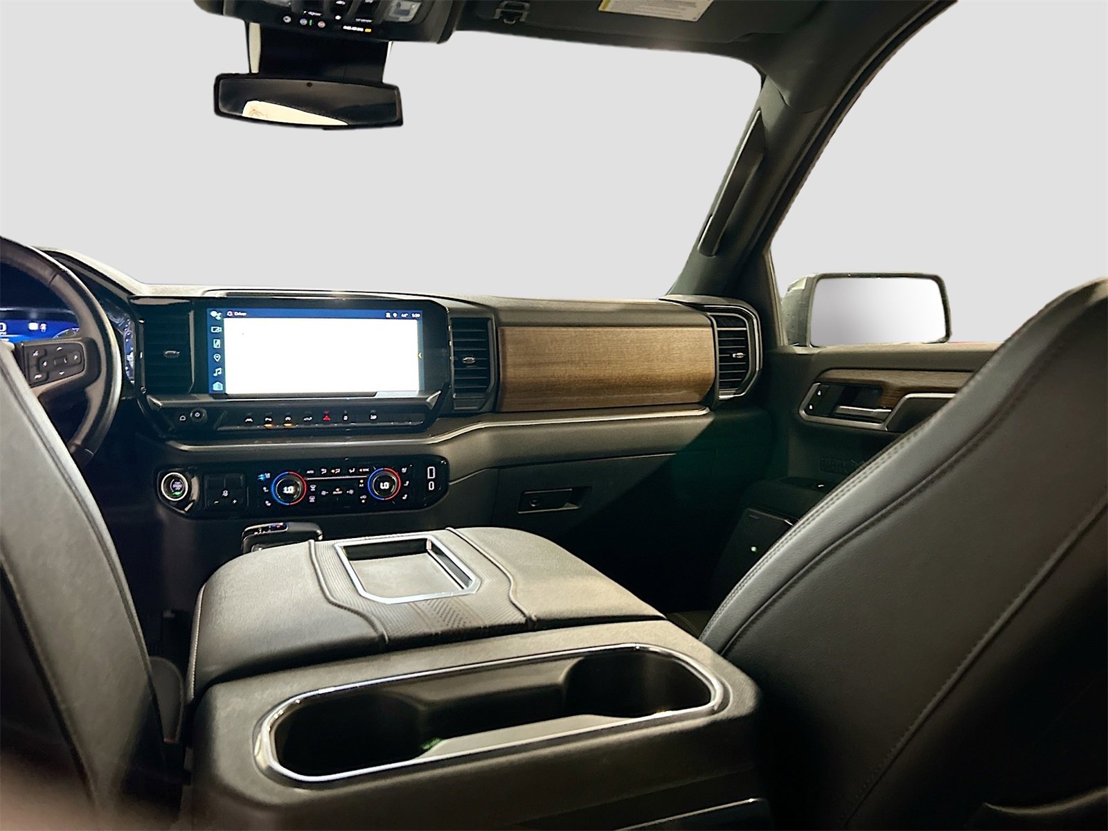 Used 2022 Chevrolet Silverado 1500 High Country w/ High Country Premium Package image 25