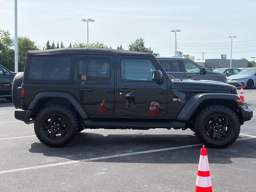 Used 2022 Jeep Wrangler Unlimited Sport AWD/4WD image 4