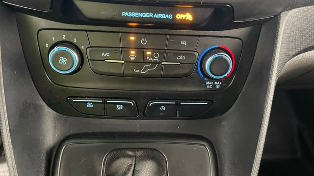 Used 2022 Ford Transit Connect XL image 38