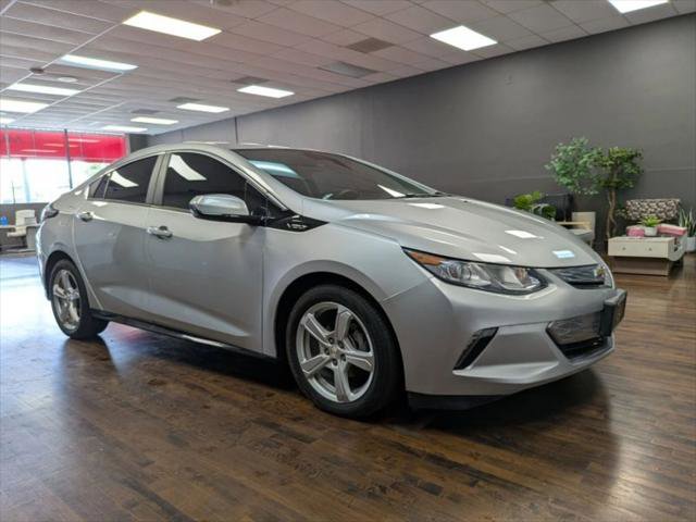 Used 2018 Chevrolet Volt LT image 3