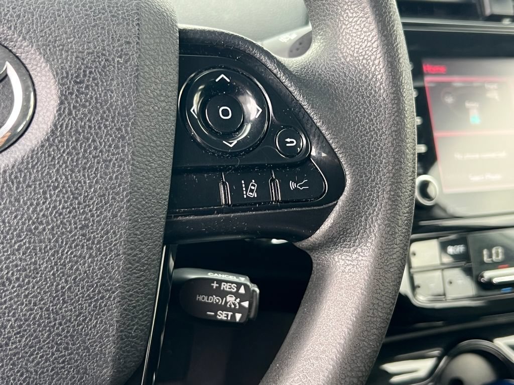 Used 2022 Toyota Prius L Eco FWD image 23