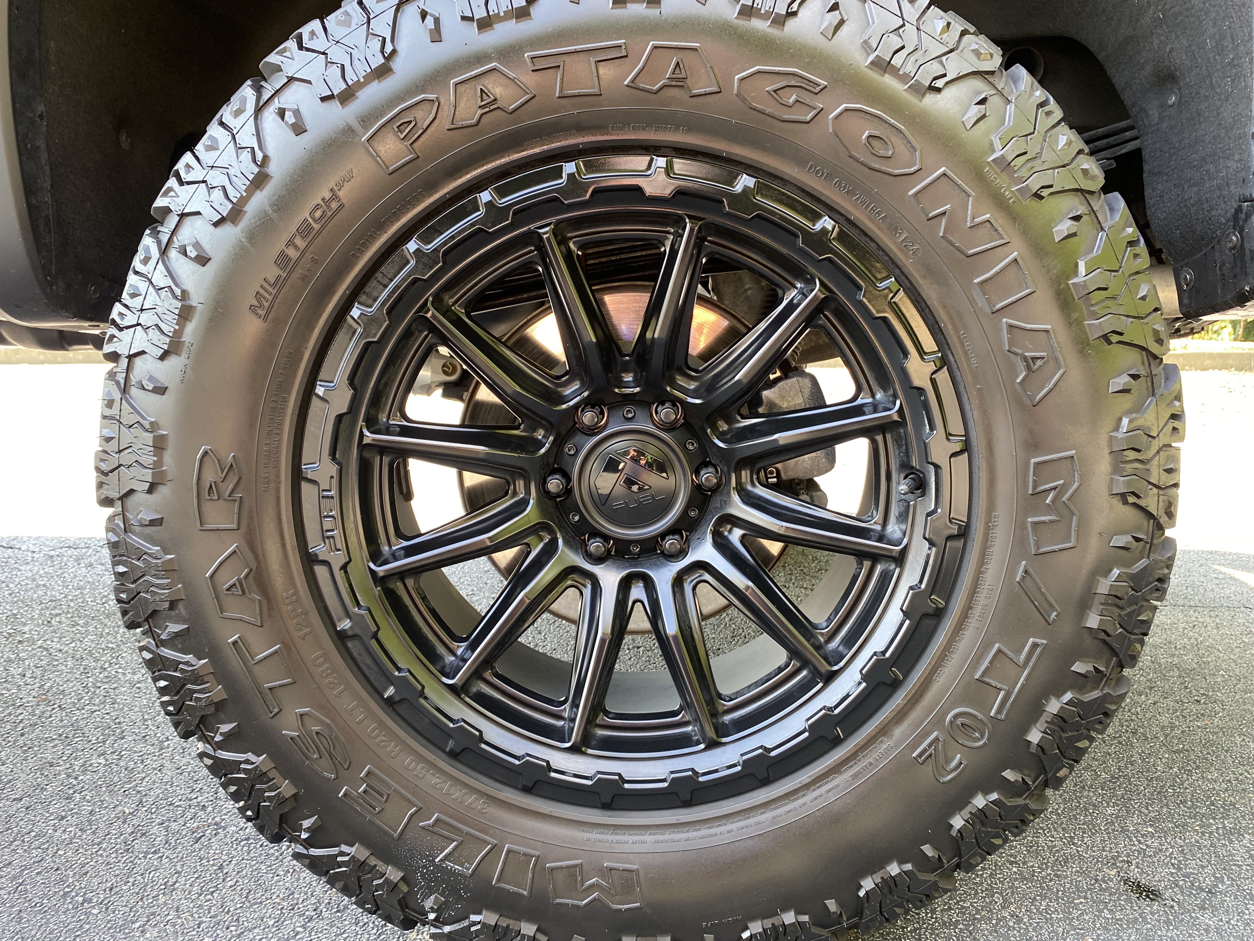Used 2025 Chevrolet Silverado 1500 ZR2 w/ Technology Package AWD/4WD image 49