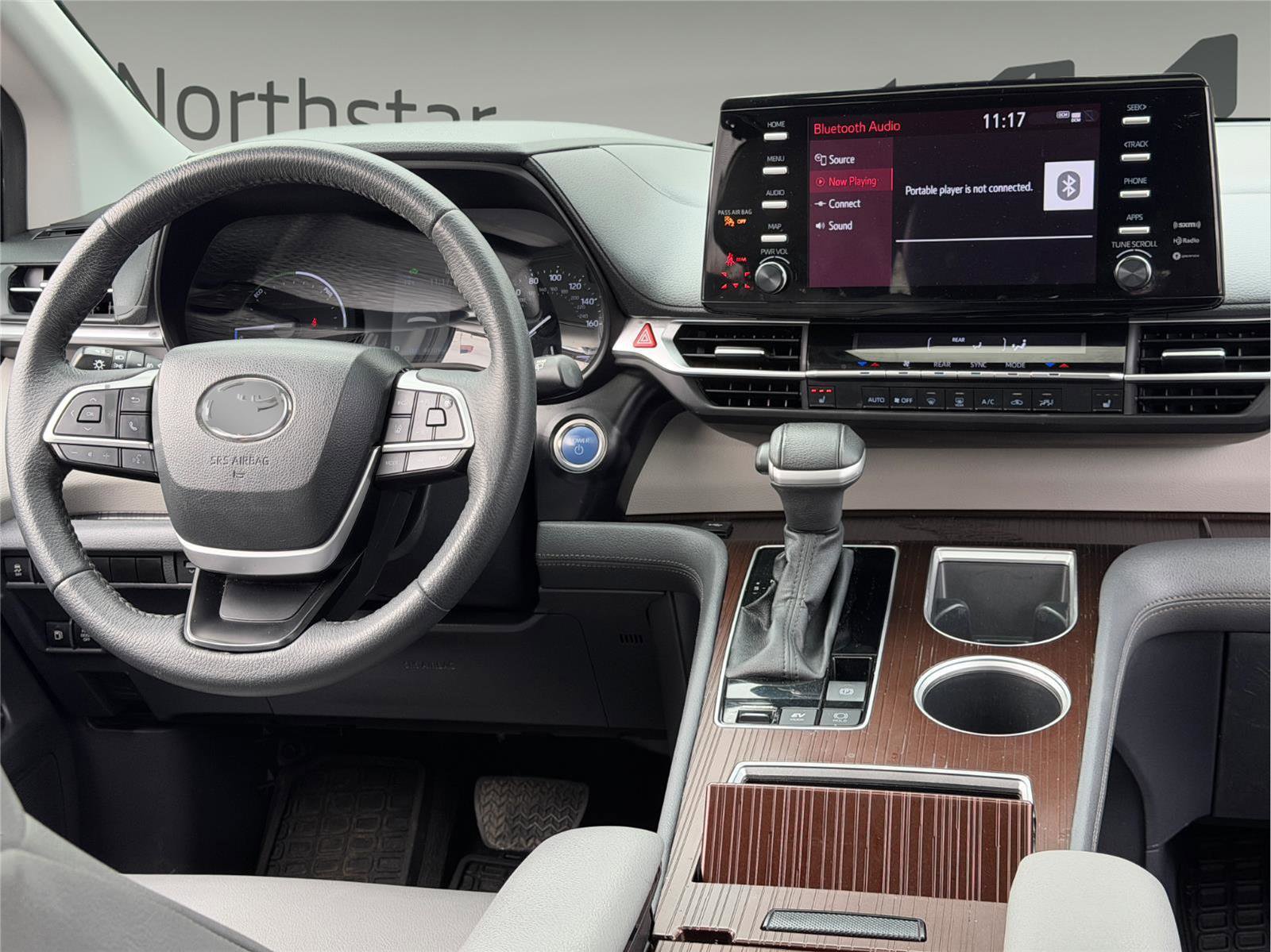 Used 2023 Toyota Sienna XLE image 20