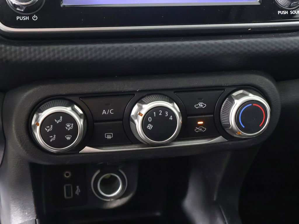 Used 2022 Nissan Kicks S image 40