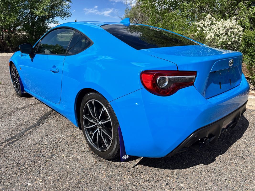 Used 2019 Toyota 86 RWD image 7