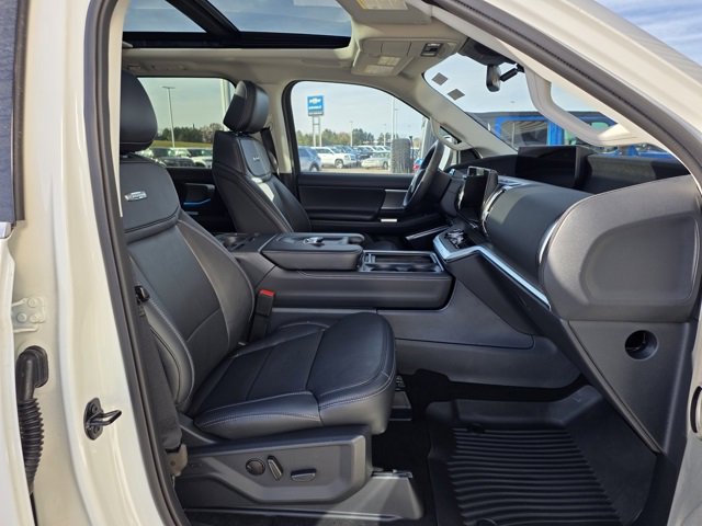 New 2025 Ford Expedition Max Platinum w/ Driver's Package image 14