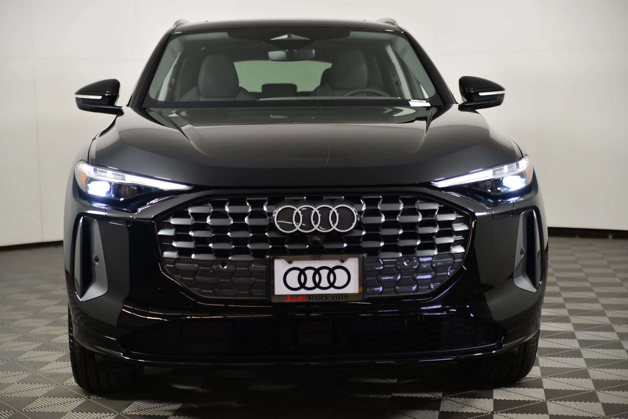 New 2025 Audi Q5 Premium w/ Premium Plus AWD/4WD image 5