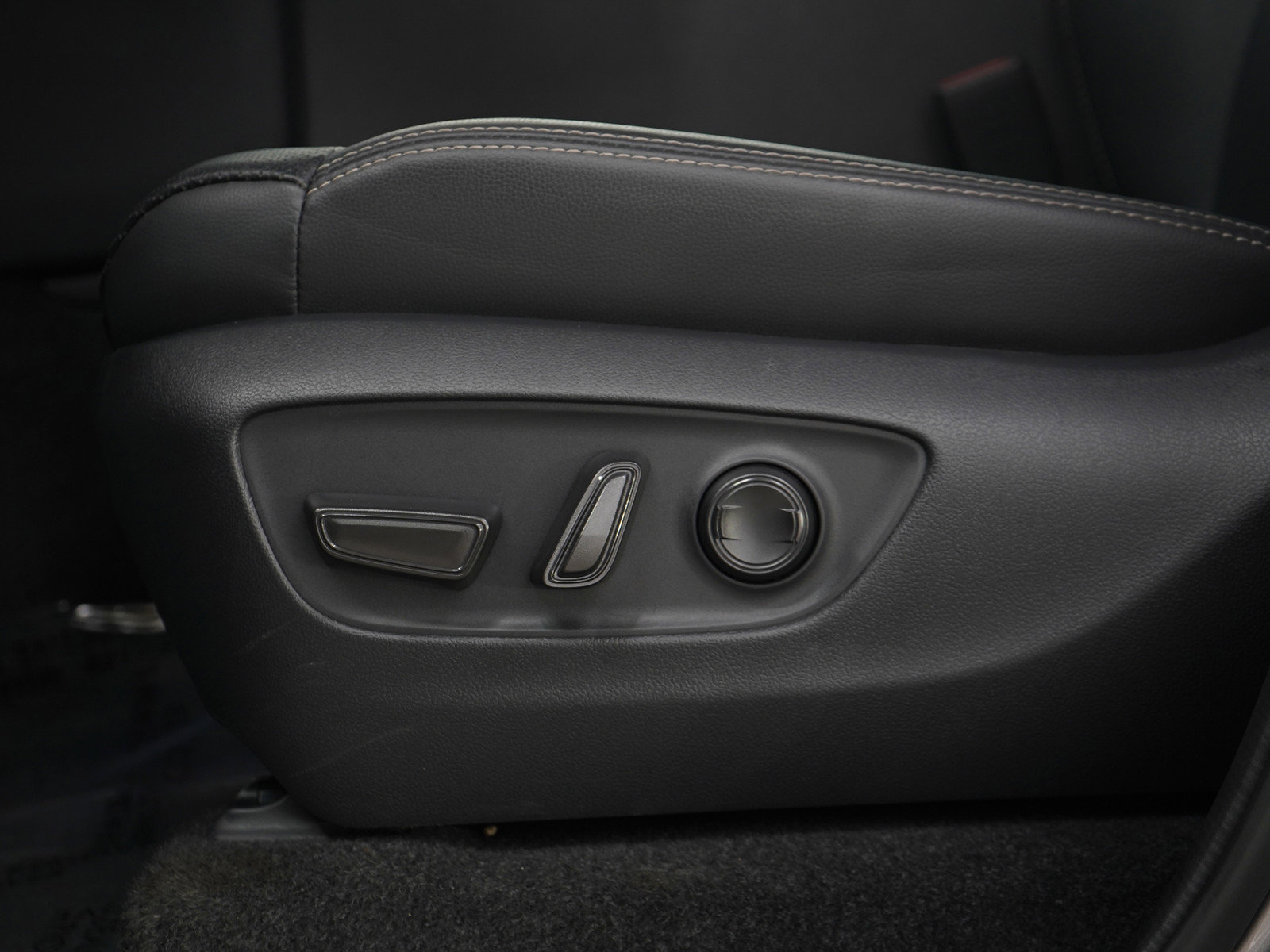 Used 2026 Toyota Land Cruiser AWD/4WD image 23