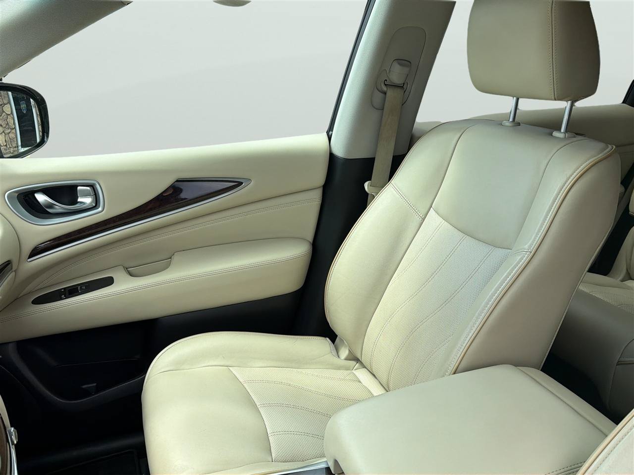 Used 2015 INFINITI QX60 Luxe w/ Premium Plus Package AWD/4WD image 15