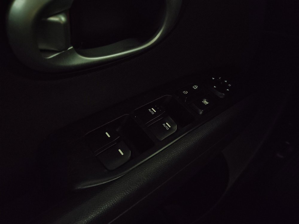 Used 2016 Kia Soul + image 27