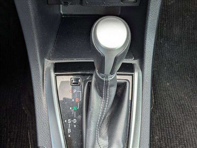 Used 2017 Toyota Corolla LE w/ Carpet Mat Package (TMS) image 11