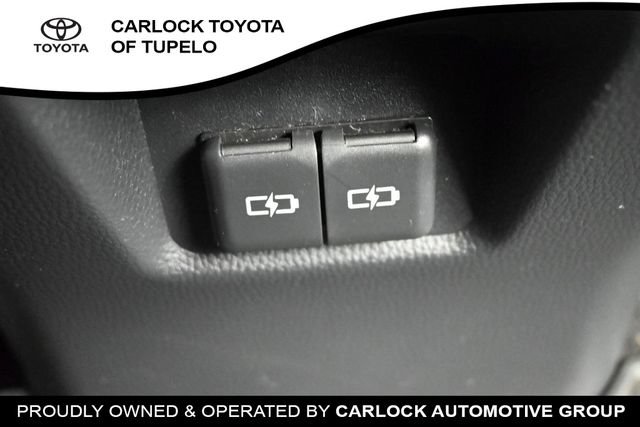 Used 2022 Toyota RAV4 XLE w/ Convenience Package AWD/4WD image 19