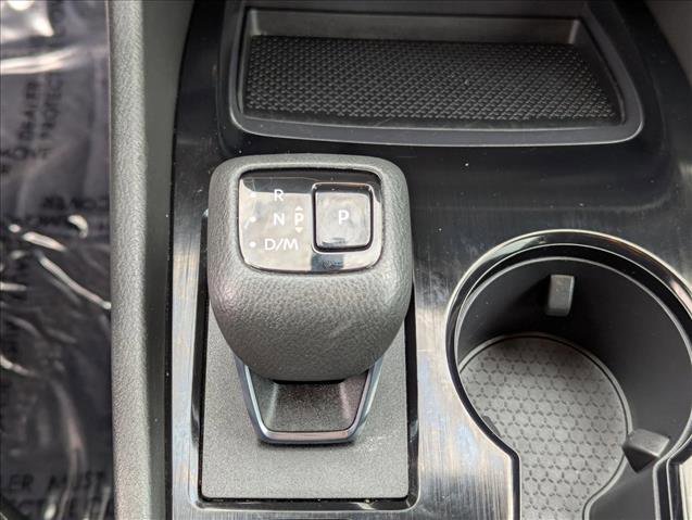 Used 2023 Nissan Rogue S image 12