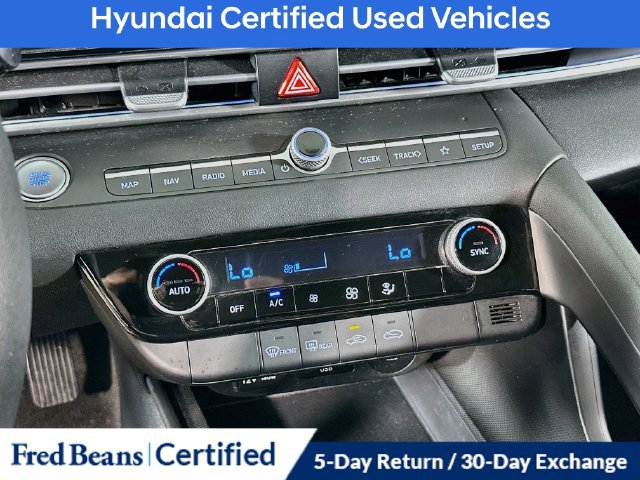 Certified 2024 Hyundai Elantra SEL FWD image 25