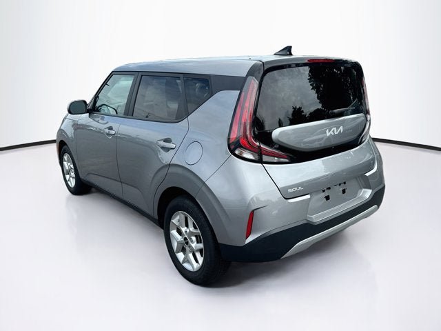 Certified 2024 Kia Soul S FWD image 7