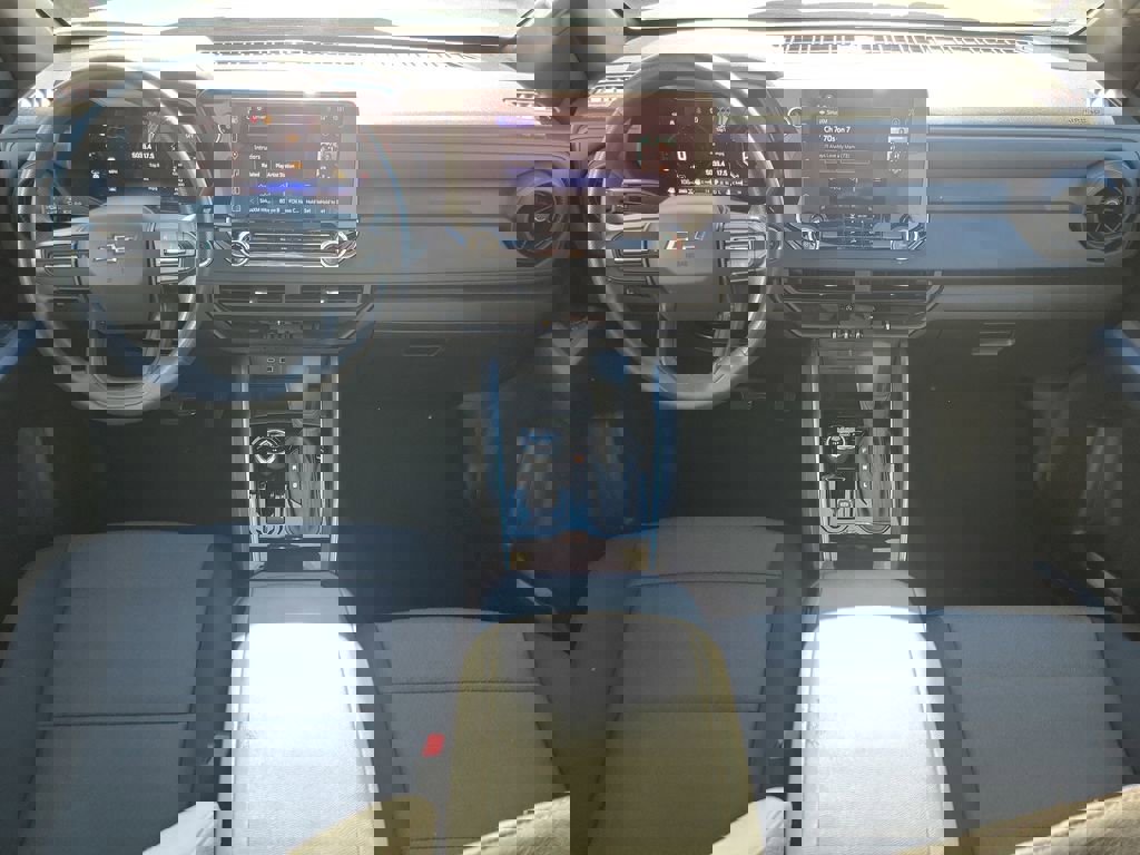 Used 2024 Chevrolet Colorado Trail Boss image 10