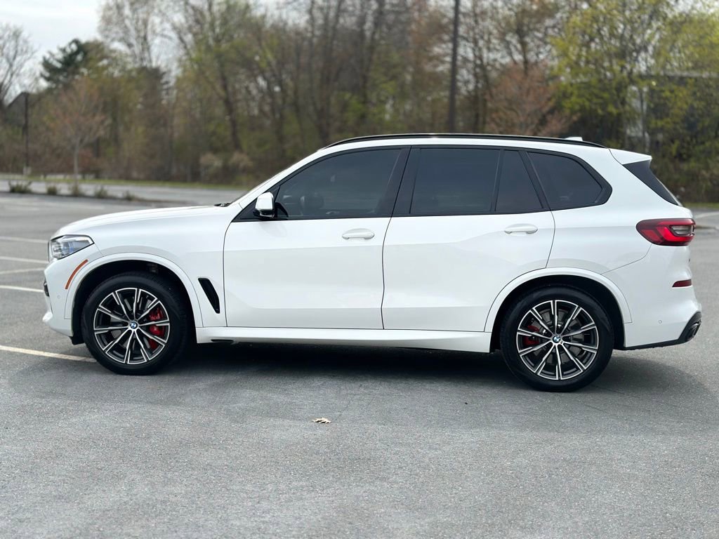 Used 2023 BMW X5 M50i w/ Executive Package AWD/4WD image 3