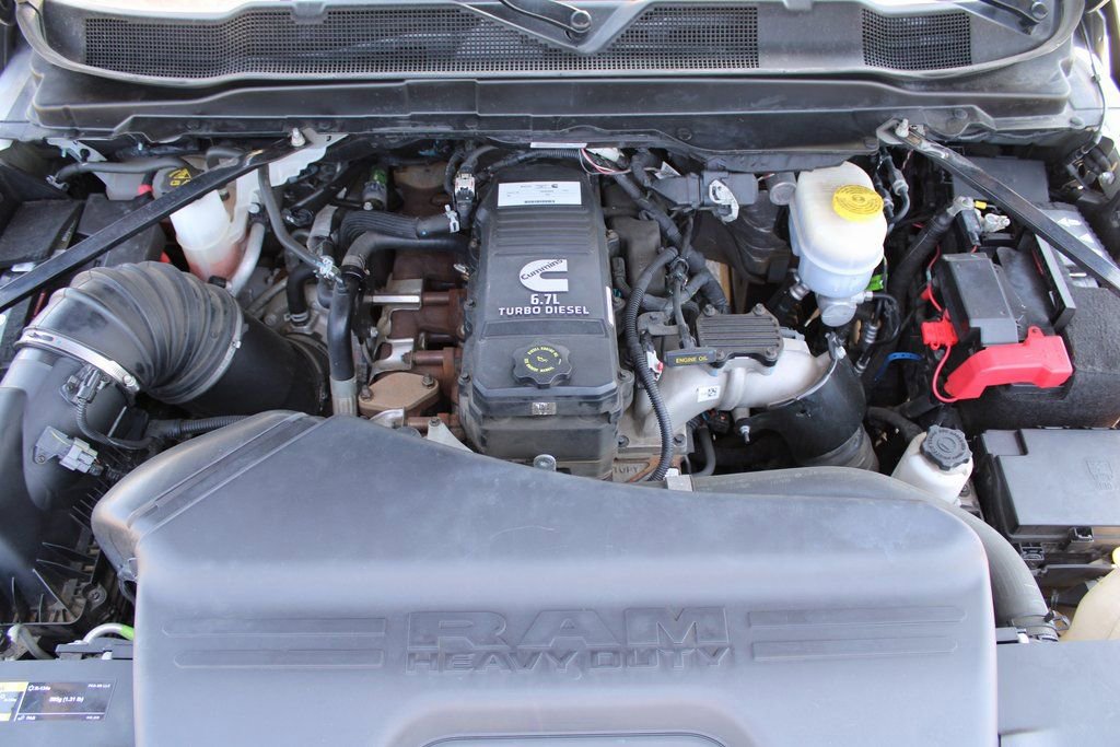 Used 2020 RAM 2500 Laramie image 16