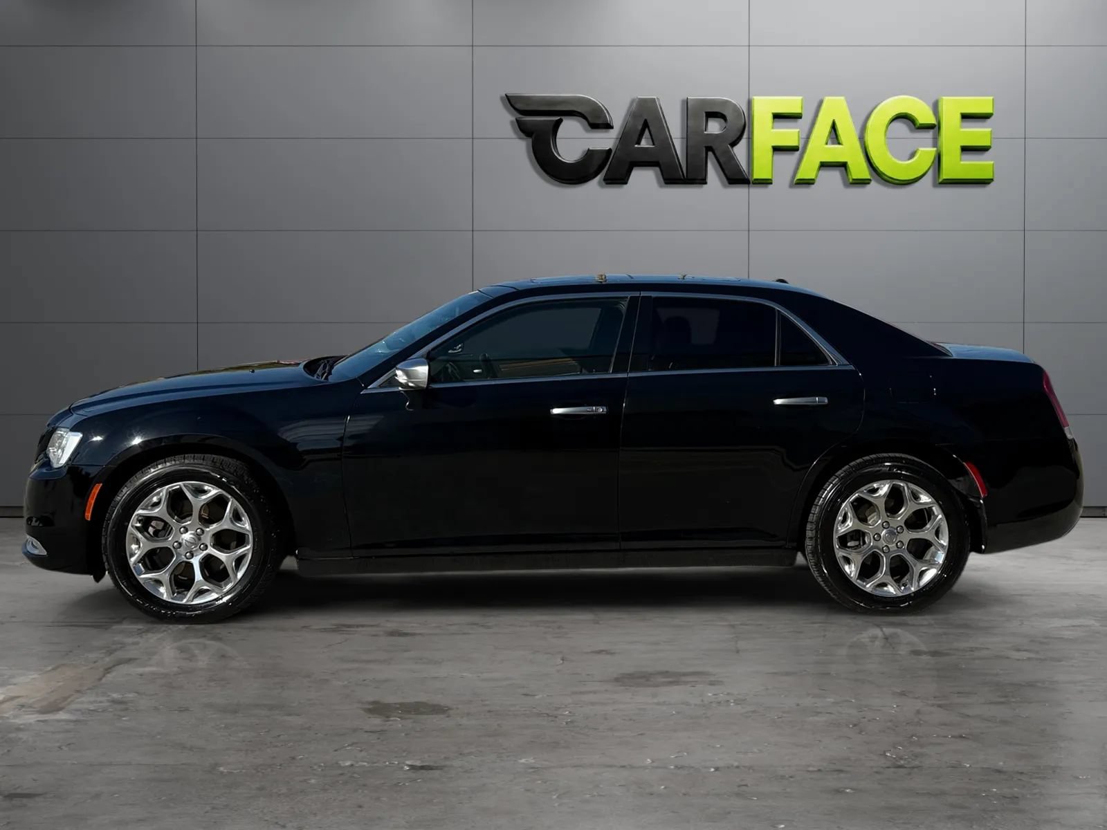 Used 2017 Chrysler 300 C Platinum AWD/4WD image 7