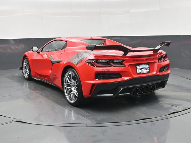 Used 2024 Chevrolet Corvette Z06 w/ Z07 Performance Package image 6