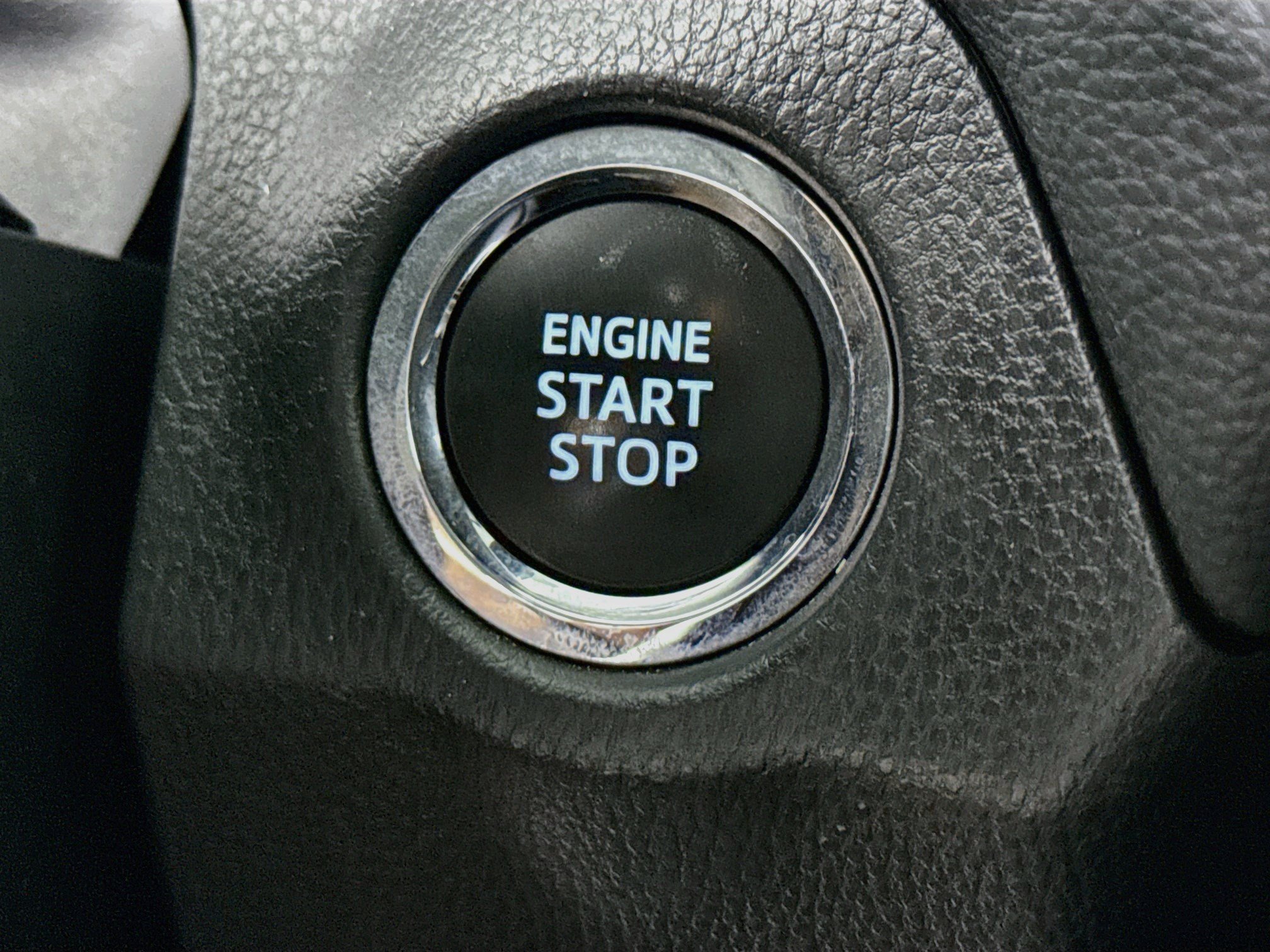 Used 2025 Toyota RAV4 XLE AWD/4WD image 21