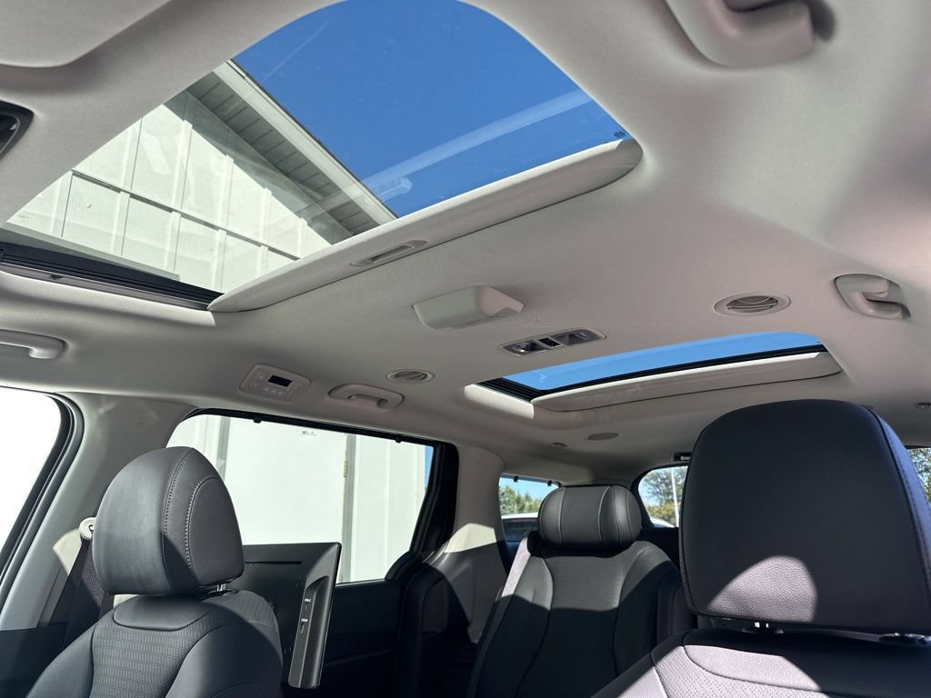 New 2026 Kia Carnival SX Prestige FWD image 20