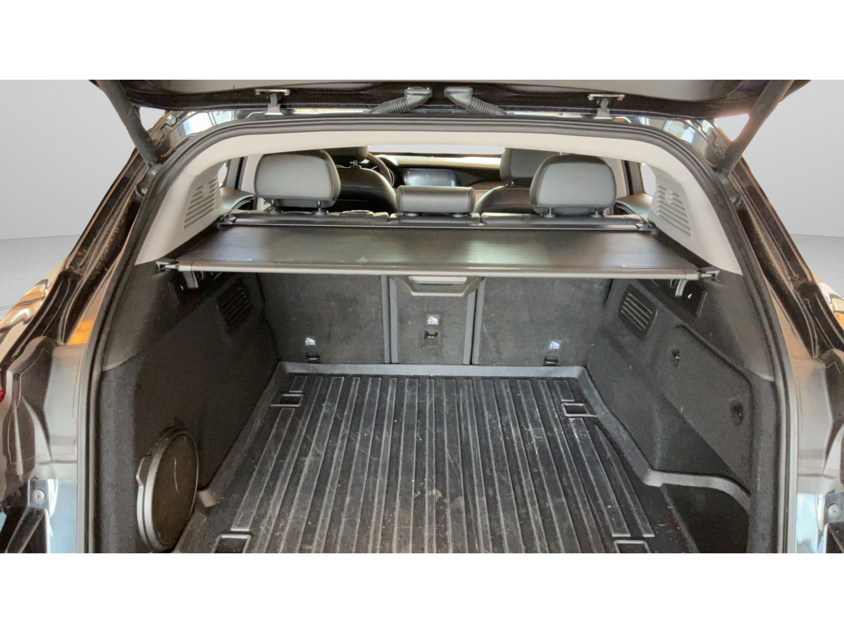 Used 2019 Alfa Romeo Stelvio Ti w/ Nero Edizione AWD/4WD image 35