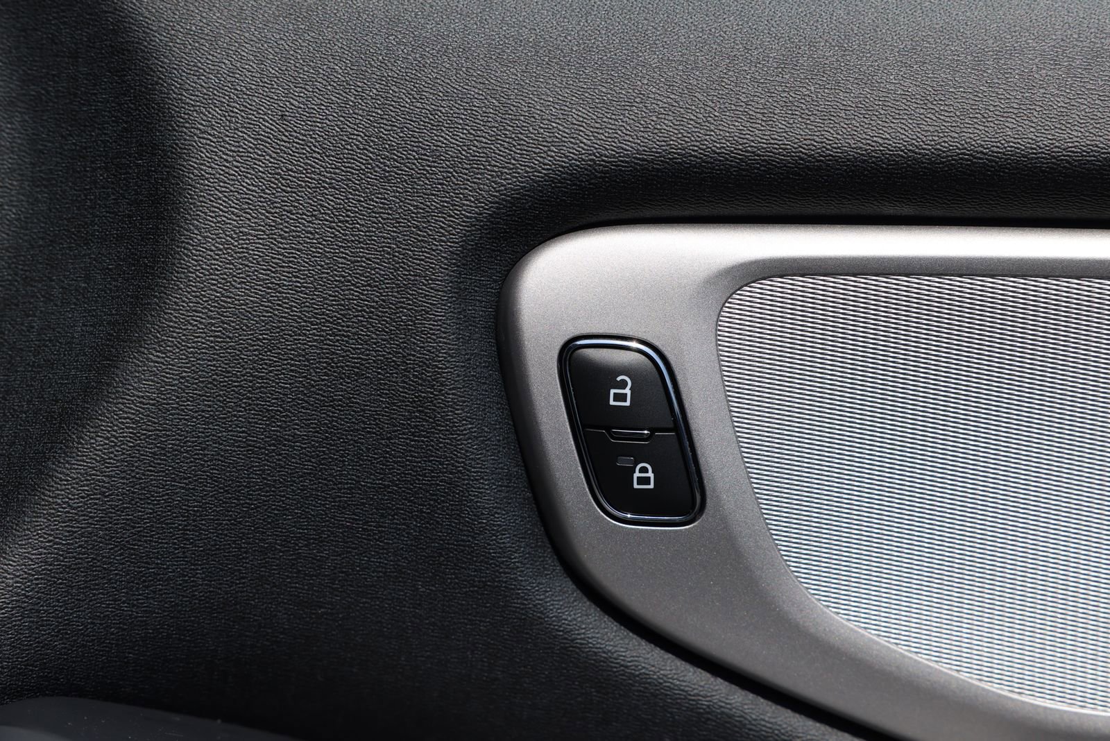 Certified 2025 Ford Expedition Active image 12