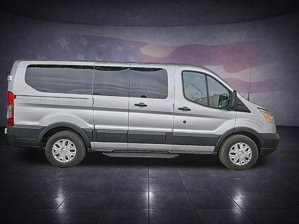 Used 2019 Ford Transit 150 XLT image 6