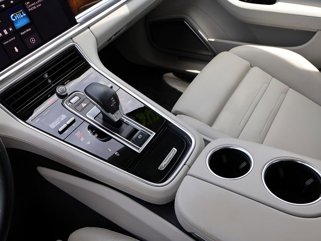 Used 2021 Porsche Panamera Turbo S AWD/4WD image 24