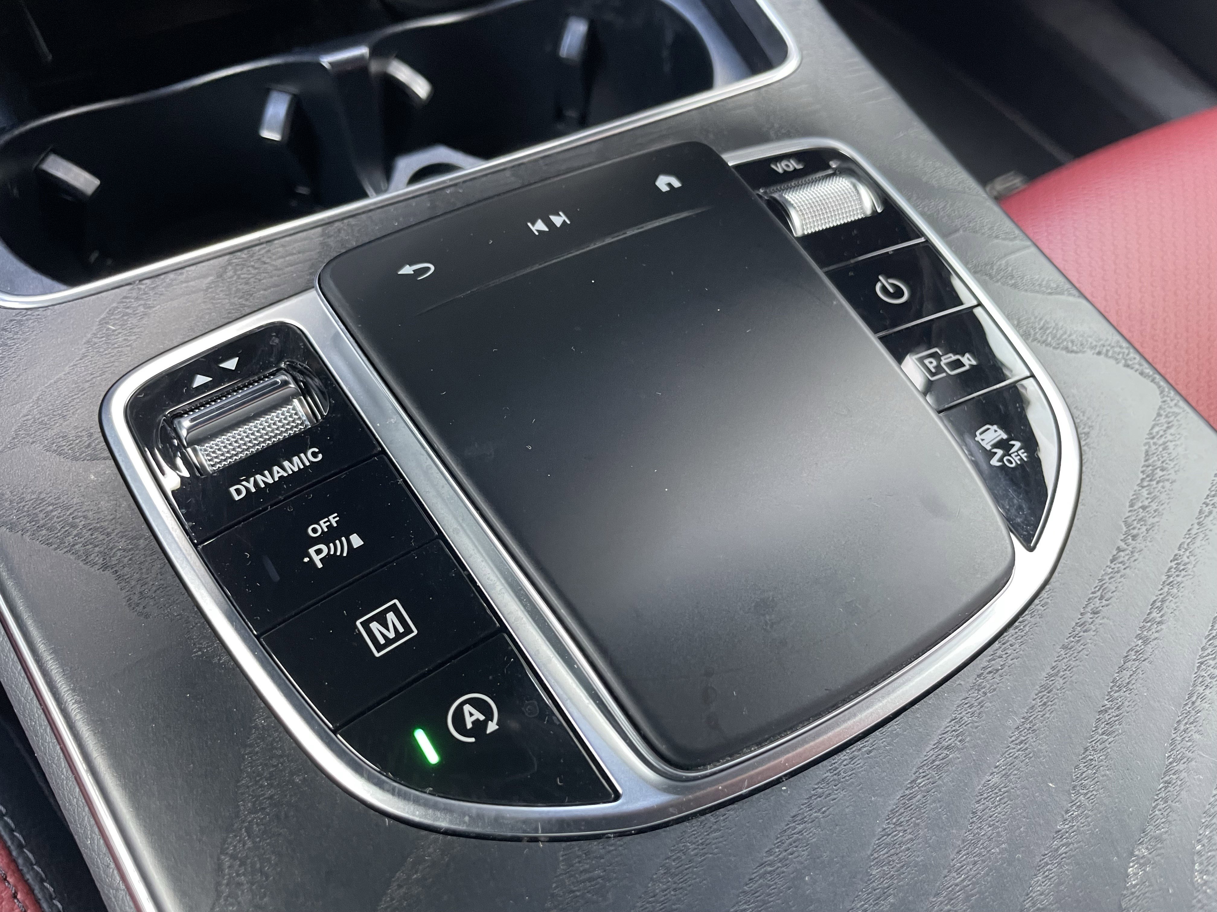 Used 2022 Mercedes-Benz GLC 300 4MATIC image 38