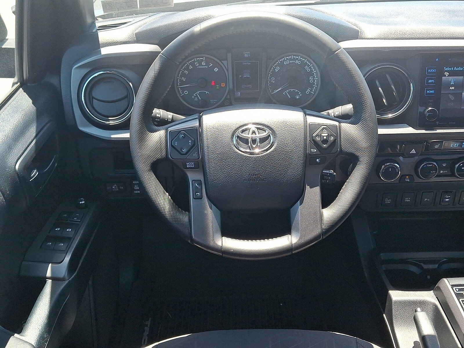 Used 2016 Toyota Tacoma TRD Sport w/ Premium & Technology Package AWD/4WD image 11