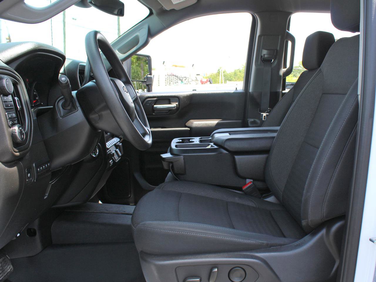 Used 2025 Chevrolet Silverado 2500 Custom w/ Custom Value Package AWD/4WD image 40