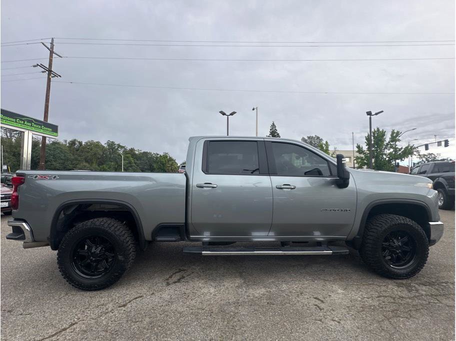 Used 2024 Chevrolet Silverado 2500 LT w/ Convenience Package AWD/4WD image 8