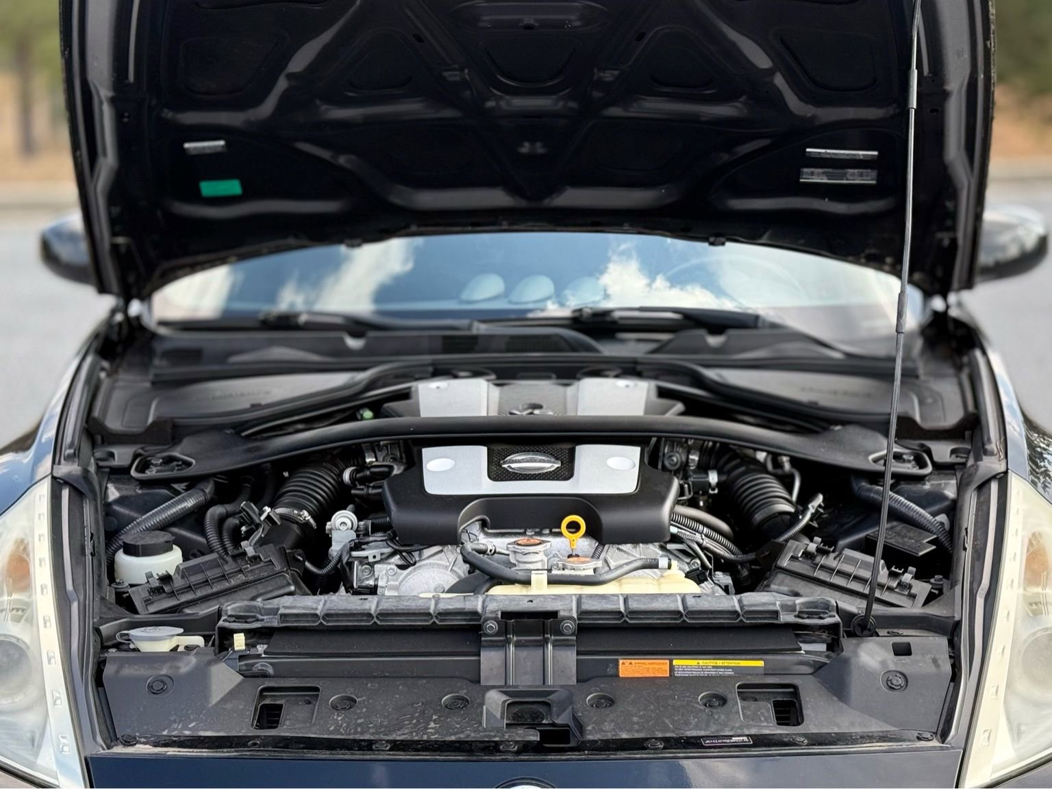 Used 2014 Nissan 370Z Touring w/ Sport Package image 40