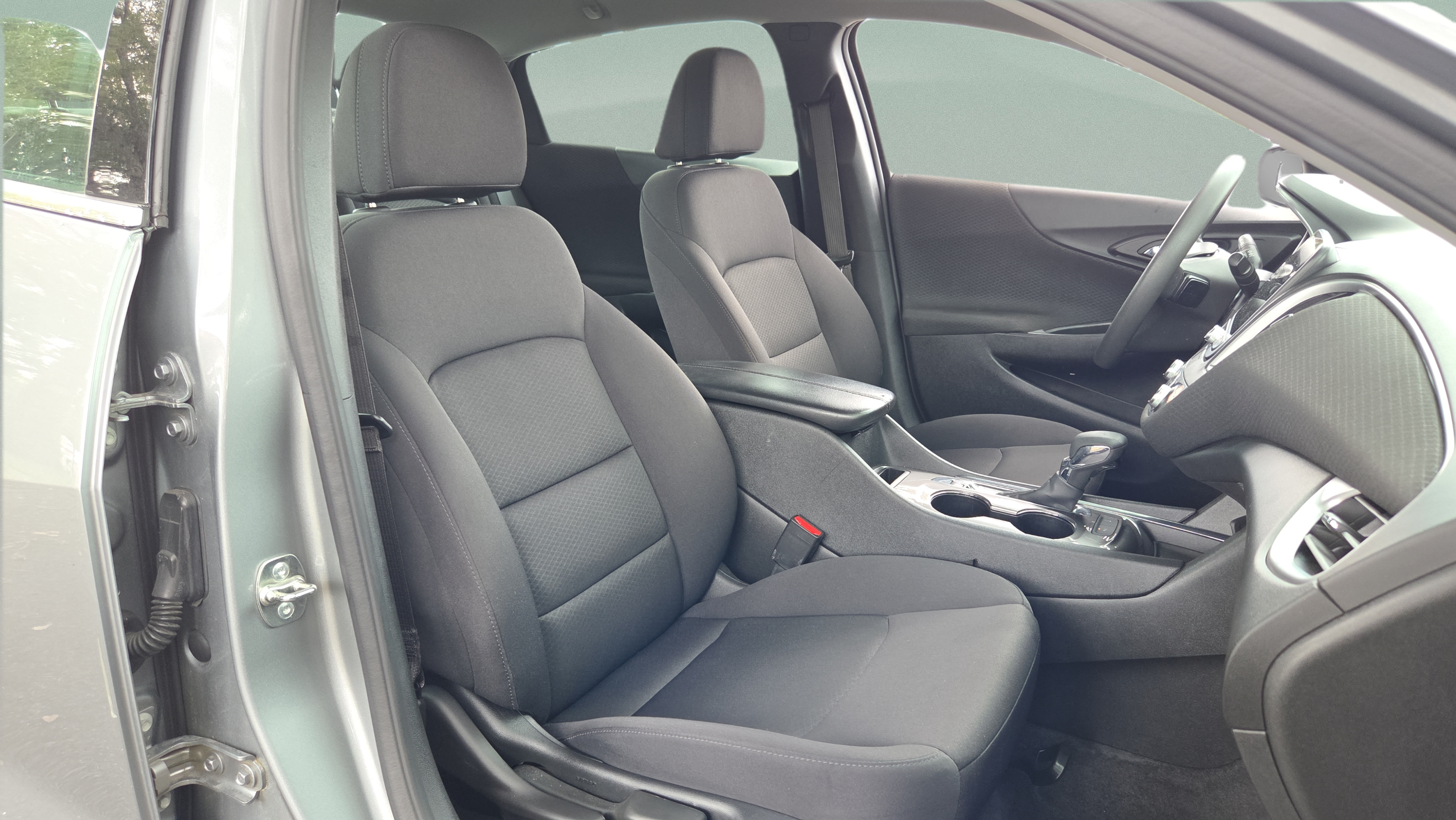 Used 2024 Chevrolet Malibu LT FWD image 15
