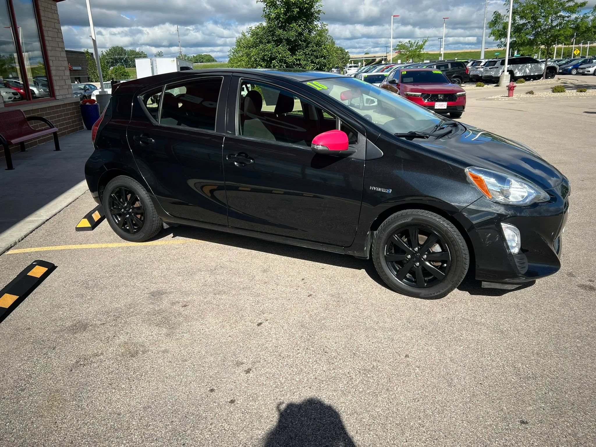 Used 2016 Toyota Prius C Persona Series FWD image 3