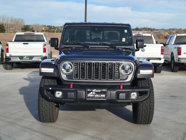 Used 2025 Jeep Gladiator Rubicon AWD/4WD image 5
