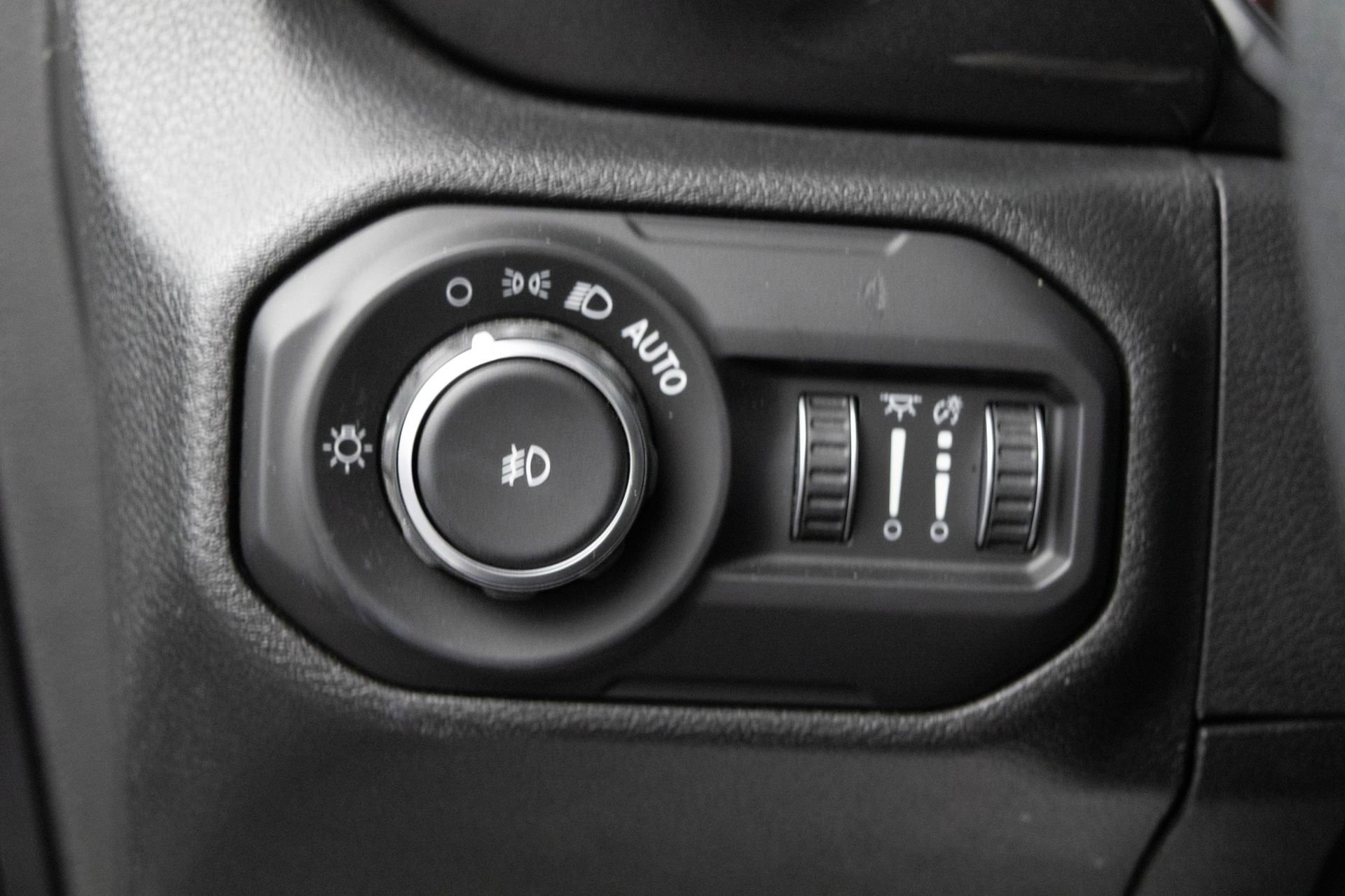 Used 2021 Jeep Wrangler Unlimited Rubicon w/ Trailer Tow Package image 18