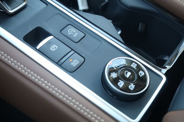 New 2026 Nissan Pathfinder Platinum image 20