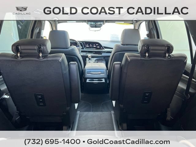 Certified 2023 Cadillac Escalade Sport w/ LPO, ONYX Package AWD/4WD image 15