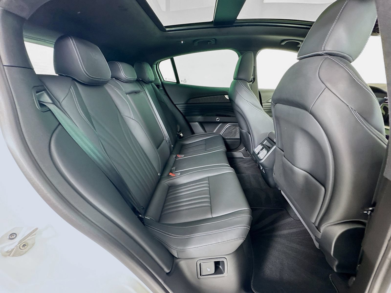 New 2025 Maserati Grecale GT AWD/4WD image 28