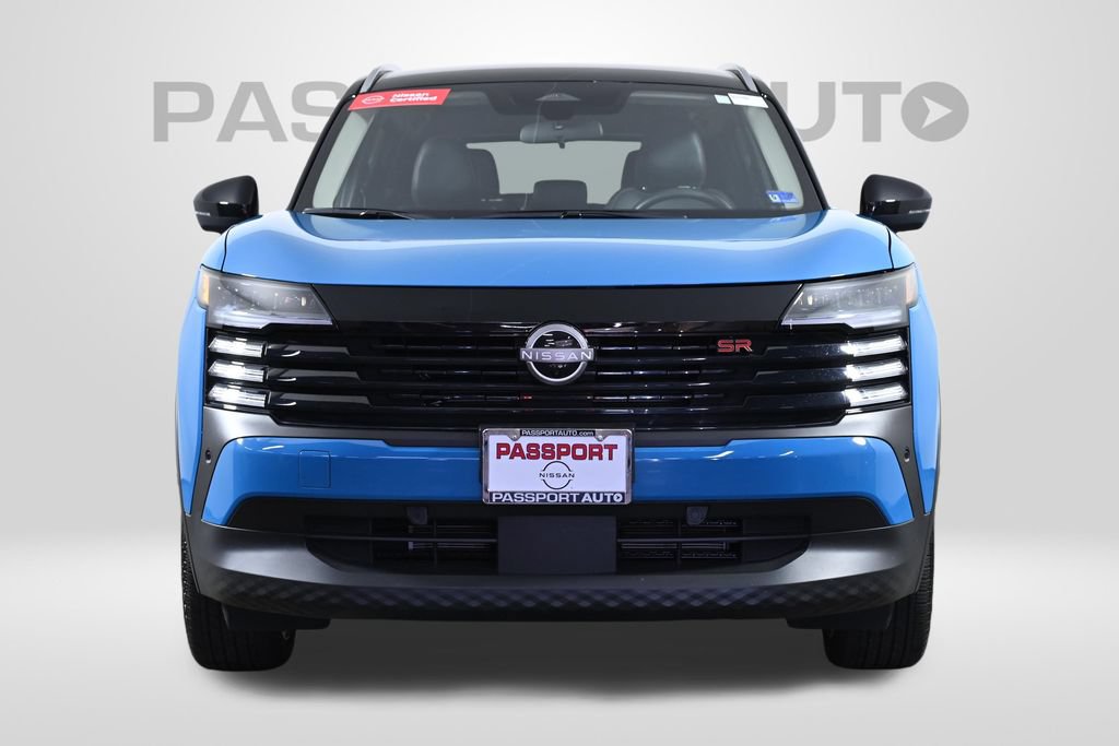 Certified 2025 Nissan Kicks SR AWD/4WD image 2