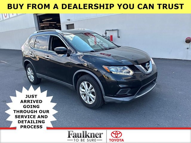 Used 2016 Nissan Rogue SV w/ SV Premium Package
