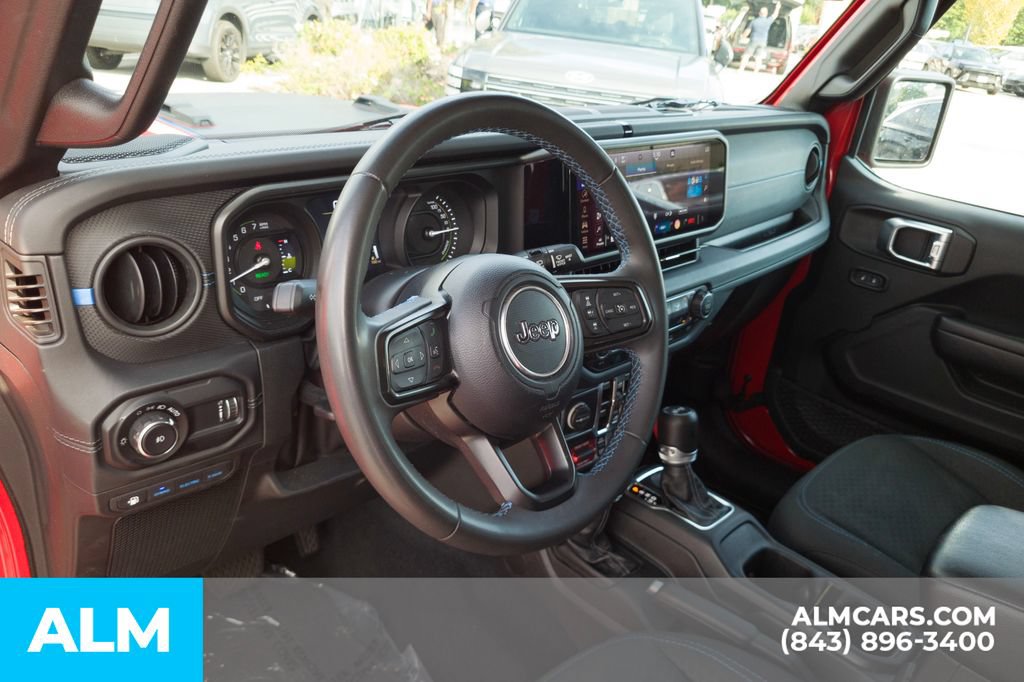 Used 2024 Jeep Wrangler Unlimited Rubicon 4xe AWD/4WD image 14